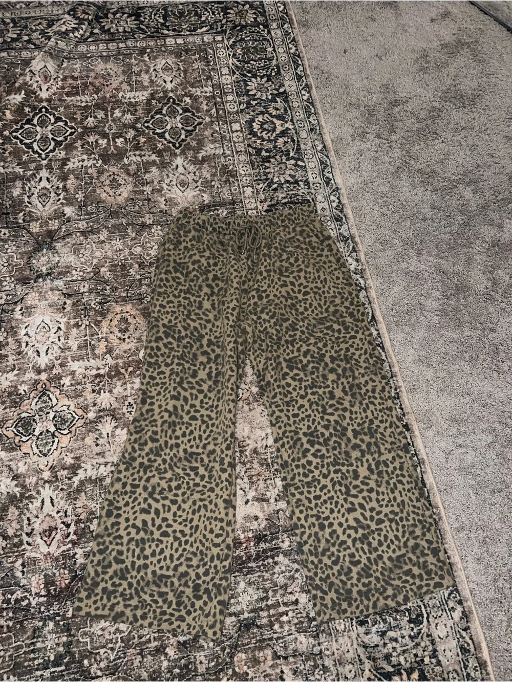 SHEIN Leopard Print Wide Leg Pants - Tan - Picture 2 of 5
